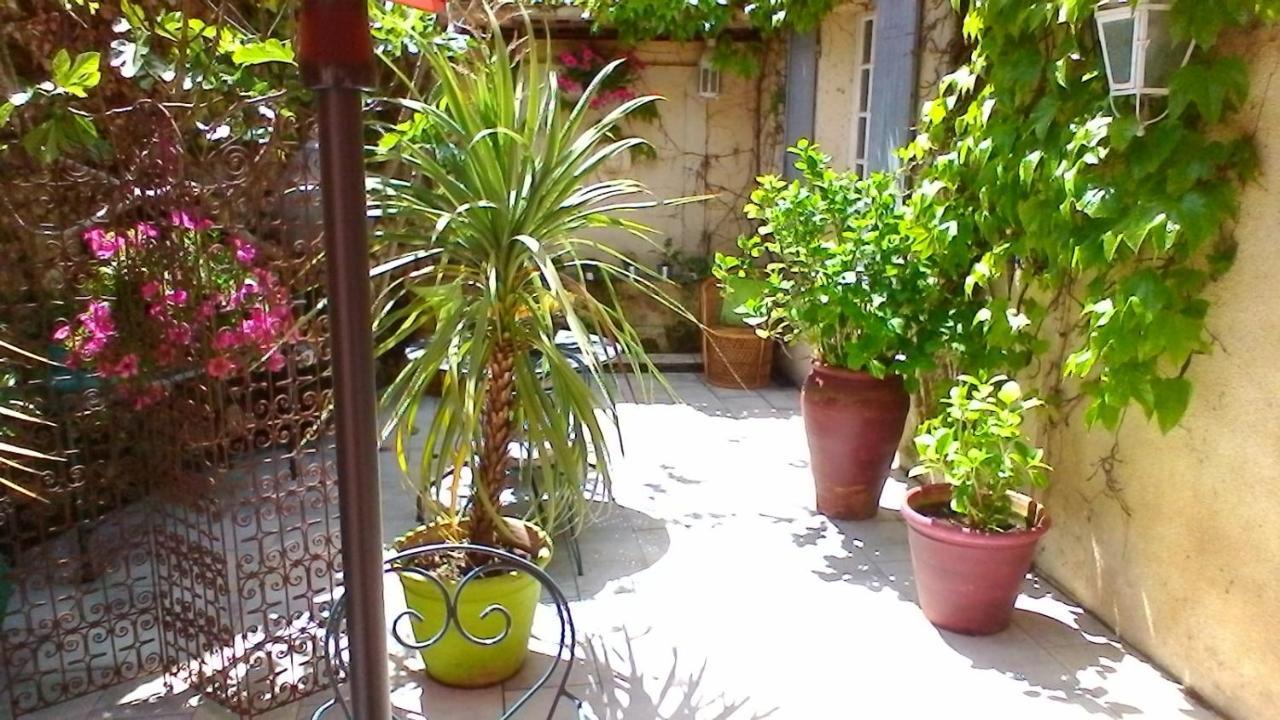 Le Domaine De La Lézardière B&B Espiet Exterior foto