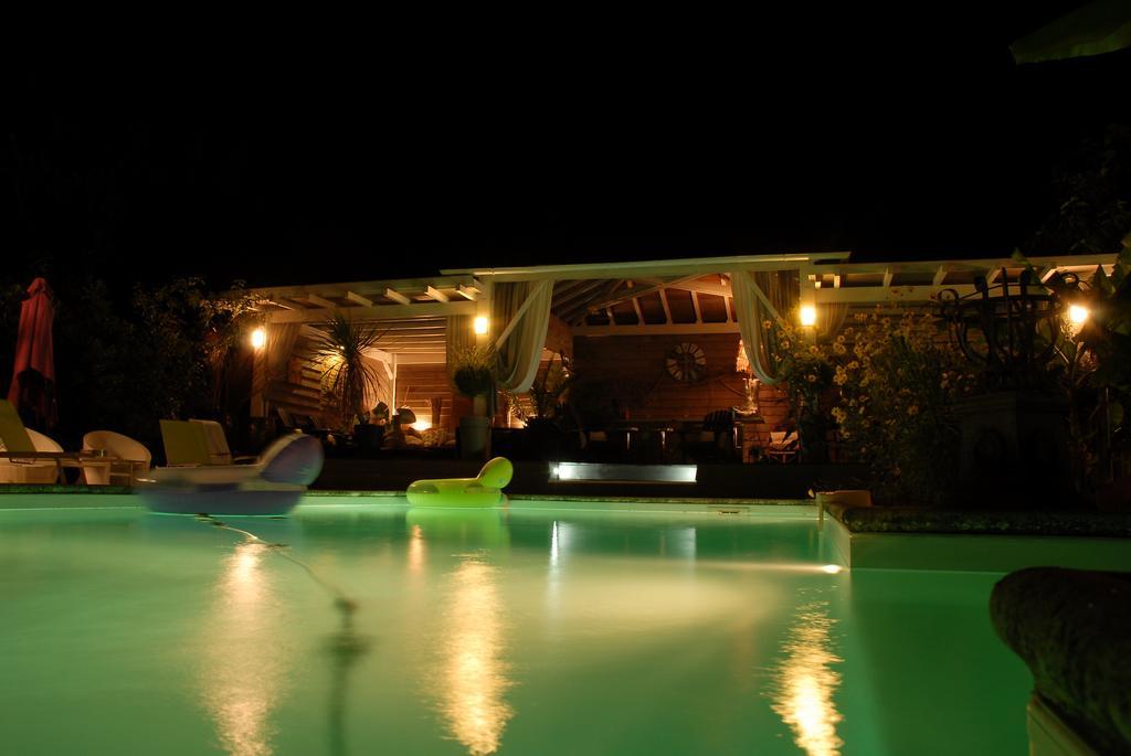 Le Domaine De La Lézardière B&B Espiet Exterior foto